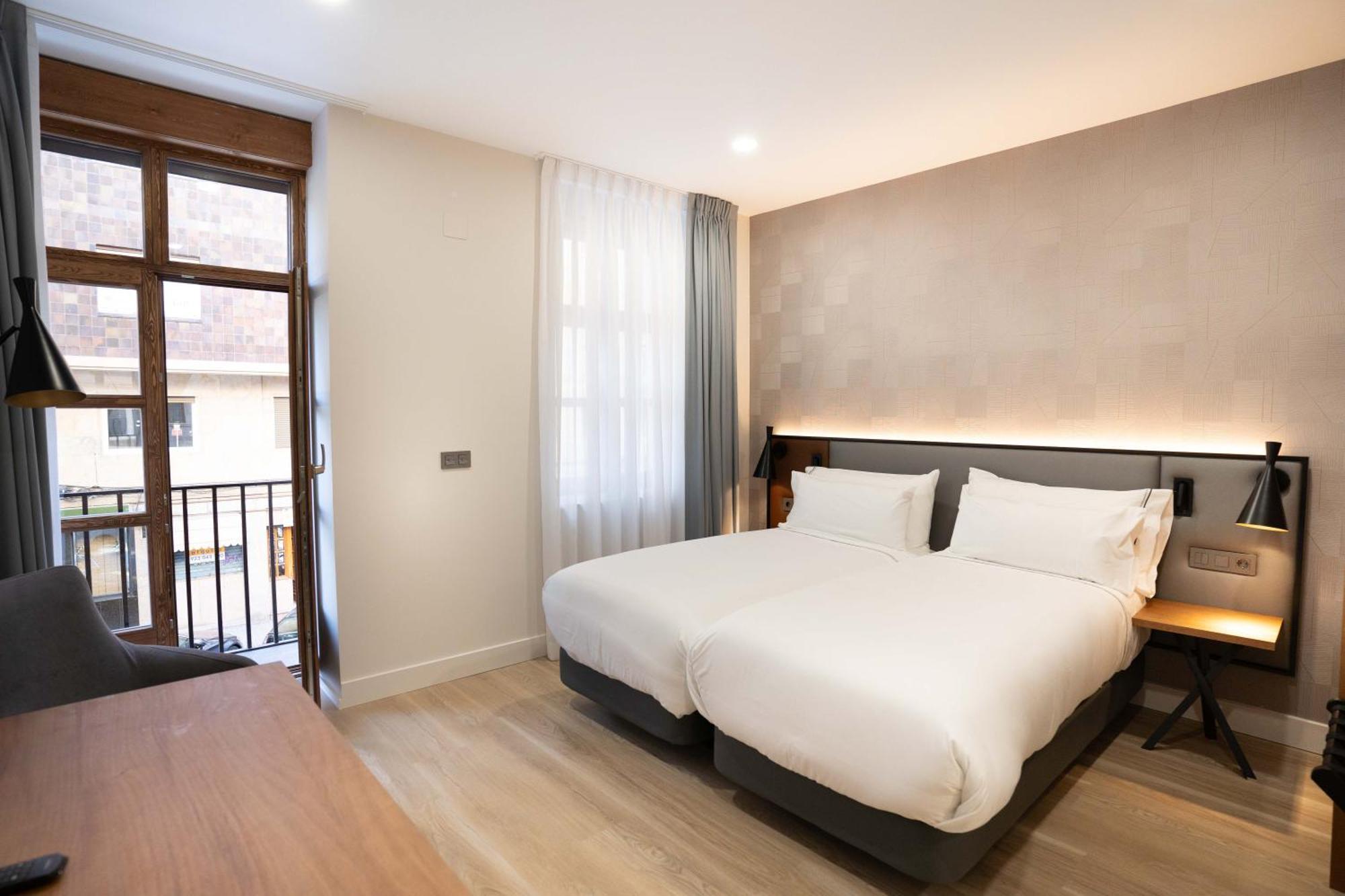 Prisma Suites Salamanka Zewnętrze zdjęcie