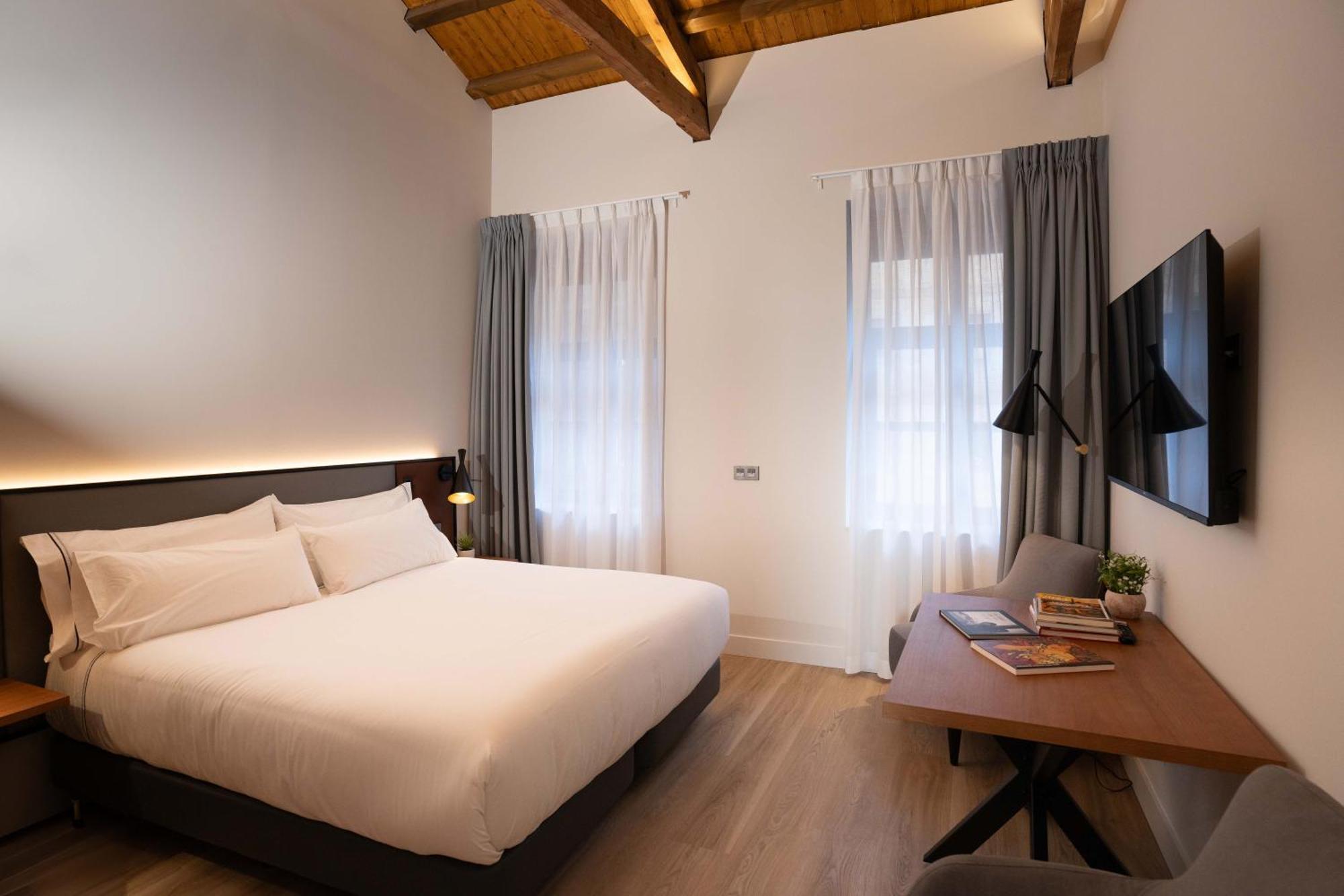 Prisma Suites Salamanka Zewnętrze zdjęcie