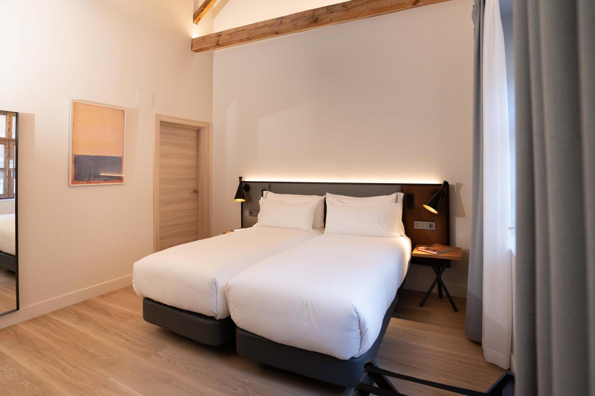 Prisma Suites Salamanka Zewnętrze zdjęcie